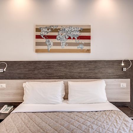 นาโปลี สวีท Bed & Breakfast เนเปิลส์ ภายนอก รูปภาพ
