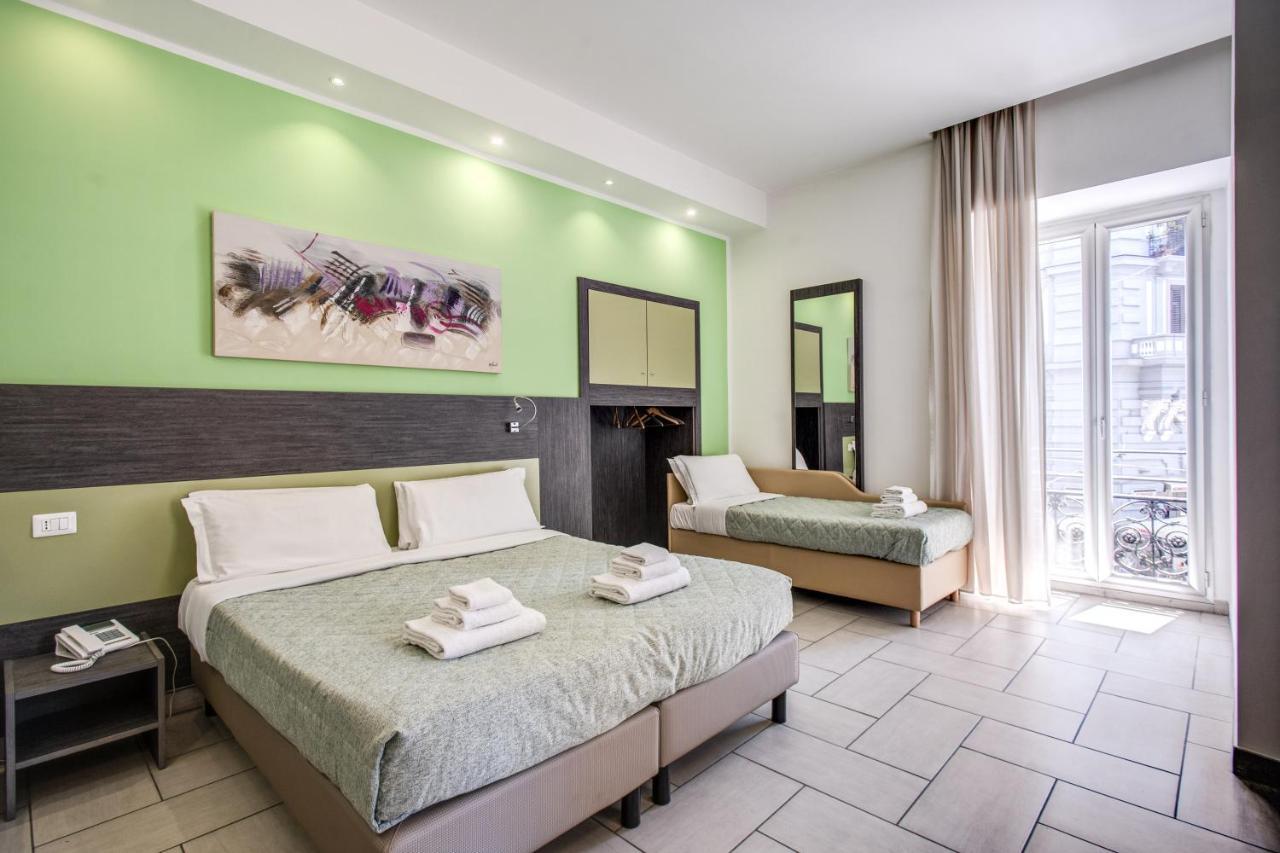 นาโปลี สวีท Bed & Breakfast เนเปิลส์ ภายนอก รูปภาพ
