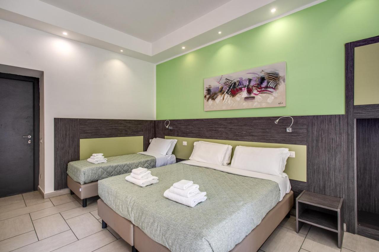 นาโปลี สวีท Bed & Breakfast เนเปิลส์ ภายนอก รูปภาพ