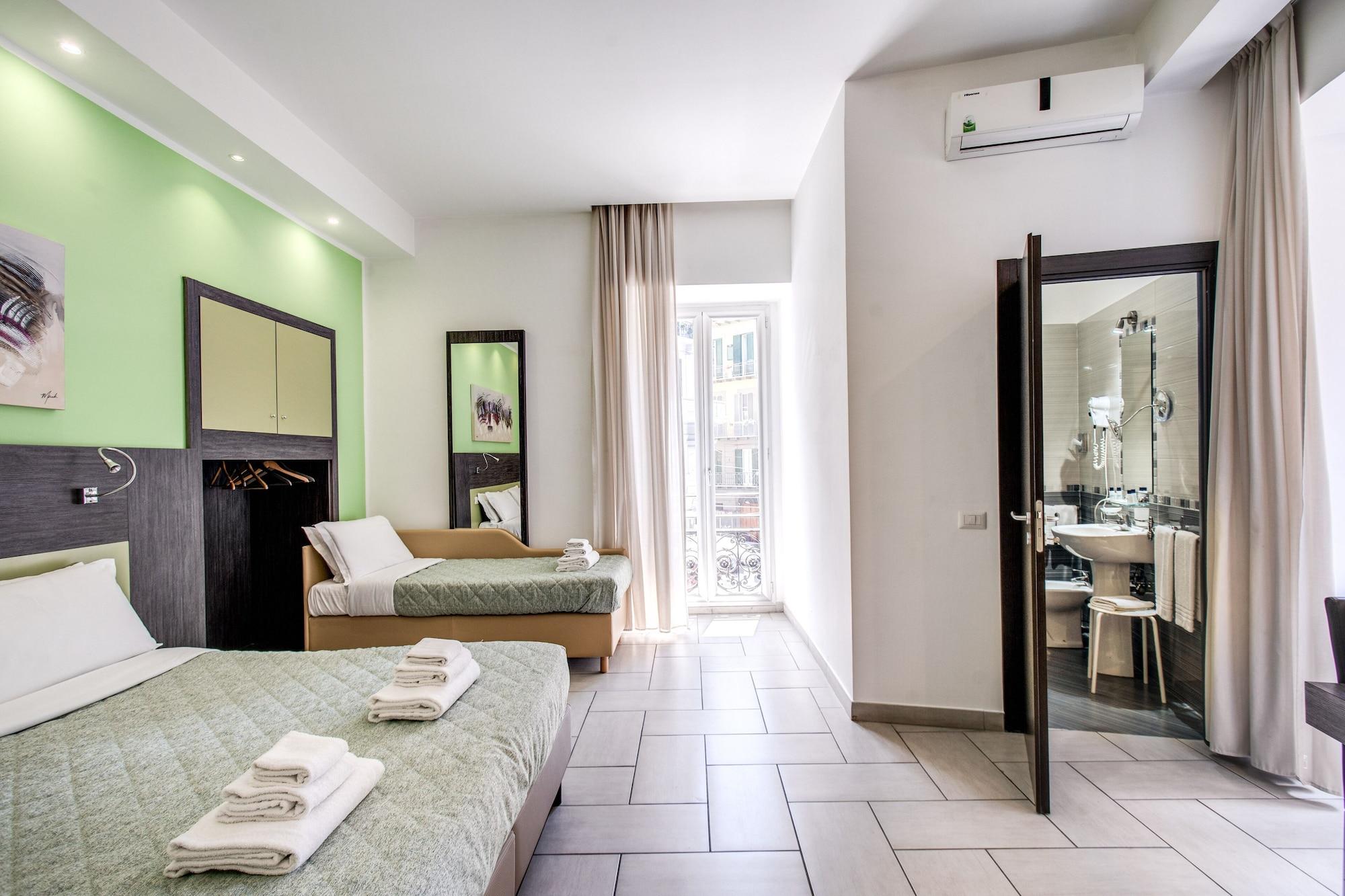 นาโปลี สวีท Bed & Breakfast เนเปิลส์ ภายนอก รูปภาพ
